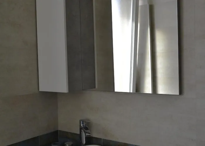 Apartment And Blue - Metro C, Free Parking And Wifi Rom