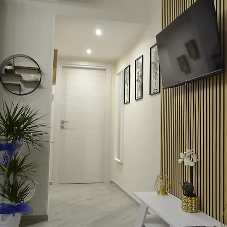 And Blue Apartment Rome